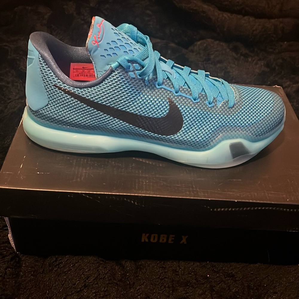Men’s size 11 Kobe X sneaker. Brand new never worn. Blue and black
